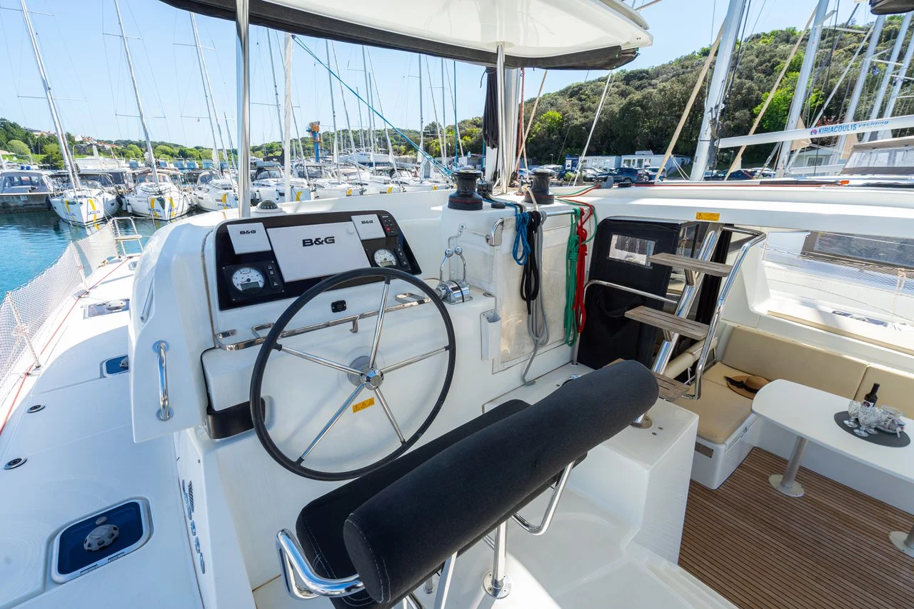 Lagoon 42 - 4 + 2 cab. (Fleur de Sel)  - 2