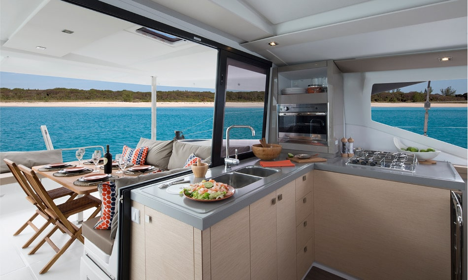 Photo #8 - Fountaine Pajot Lucia 40 - 4 cab. (AKIALOA) in Sibenik - 43706