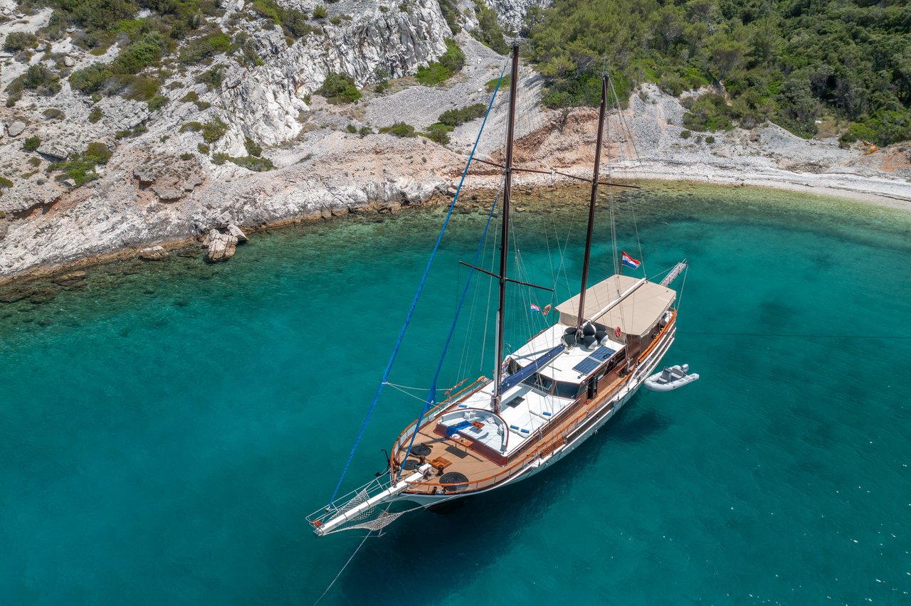 Photo #2 - Eleganza (Eleganza) in Split - 60811