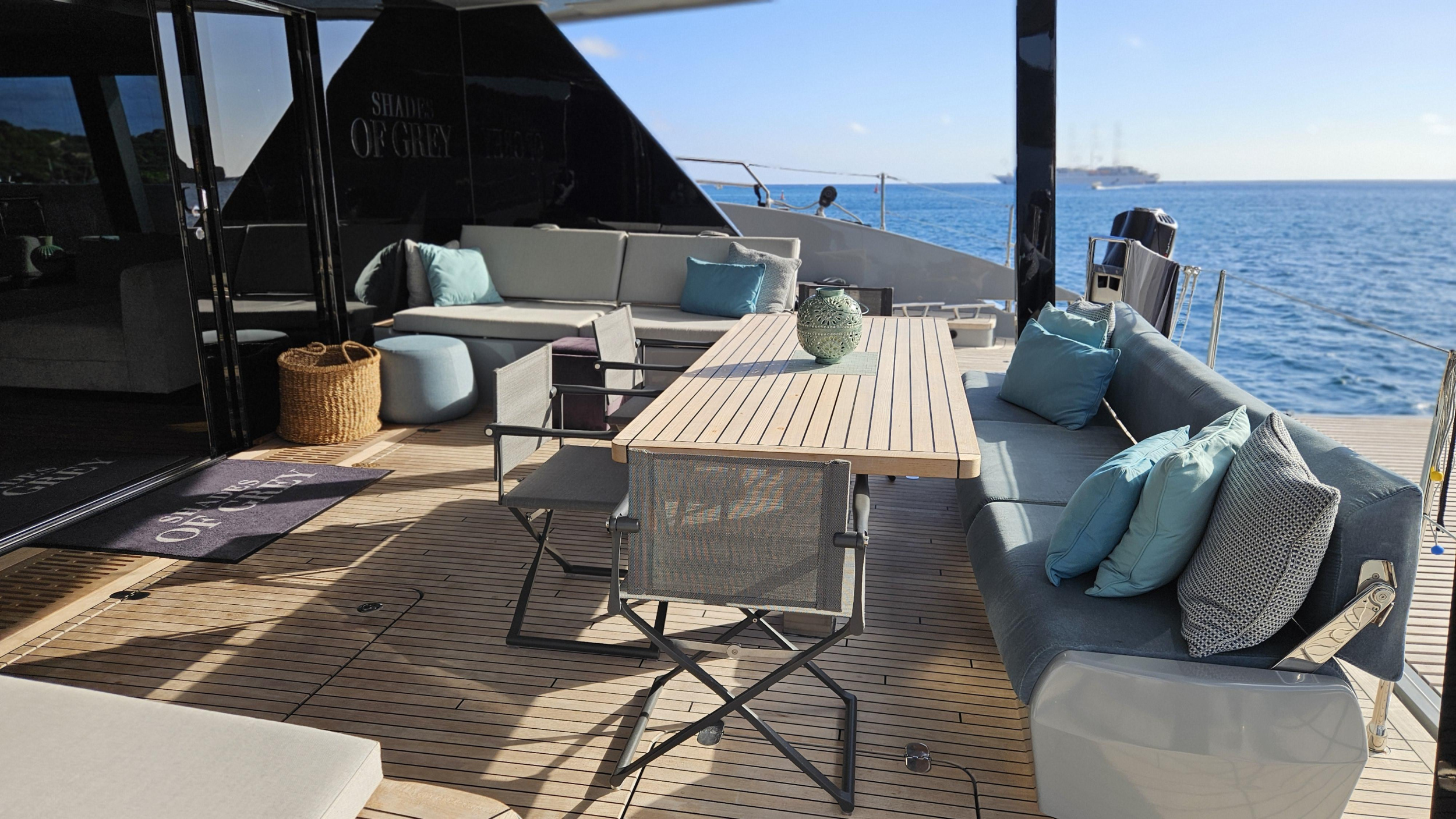 Photo #11 - Sunreef 80 - 6 + 1 cab. (Shades of Grey) in Palma - 43714
