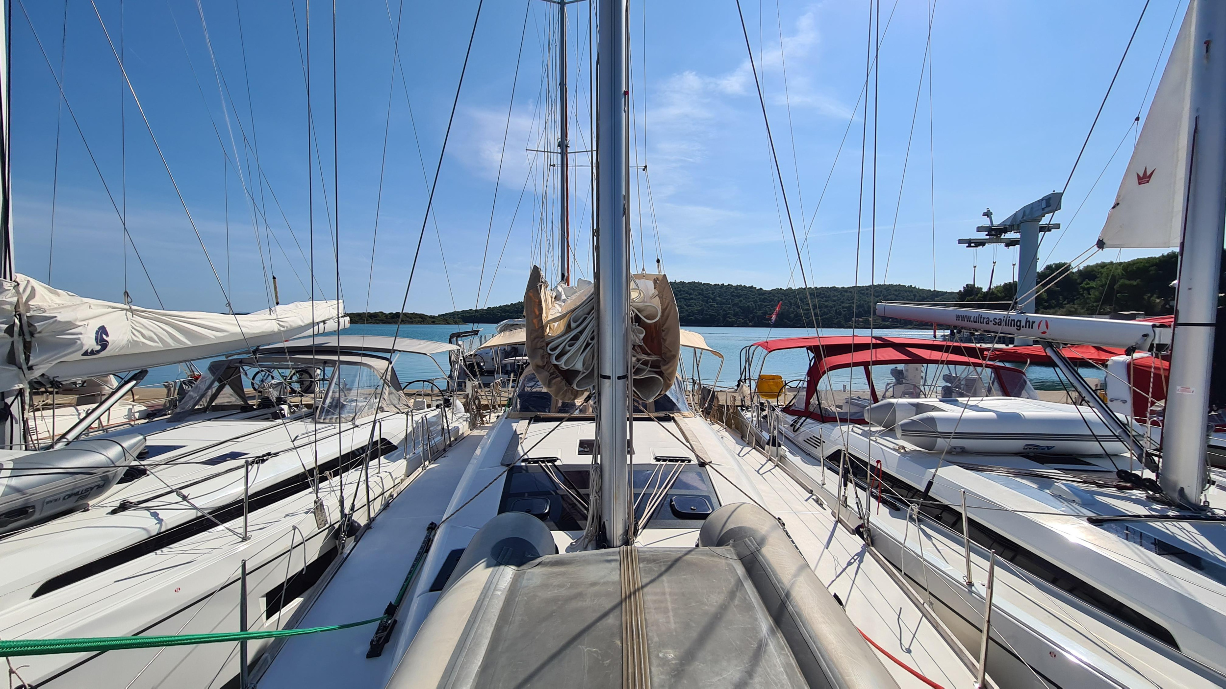 Photo #8 - Dufour 460 GL - 3 cab. (BEYOND I) in Sibenik - 43718