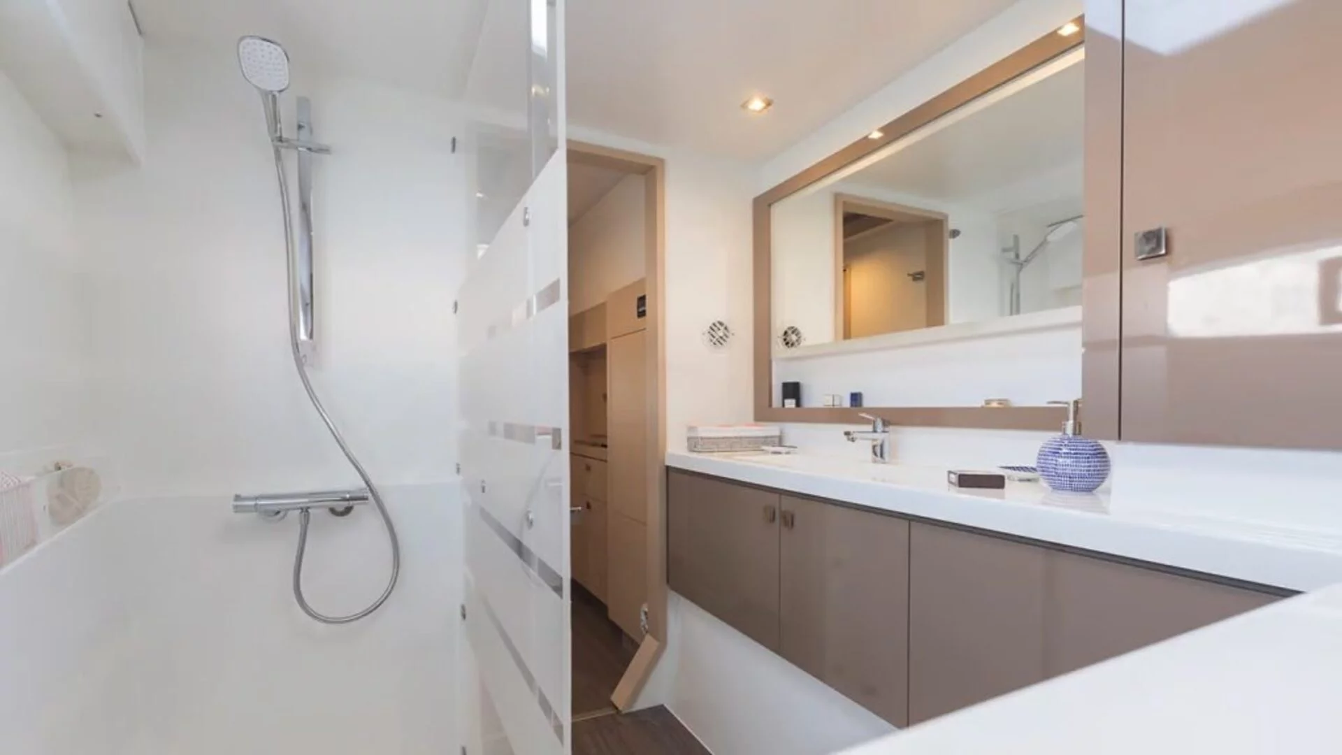 Fountaine Pajot Astrea 42 - 4 + 2 cab. (Satellite)  - 27