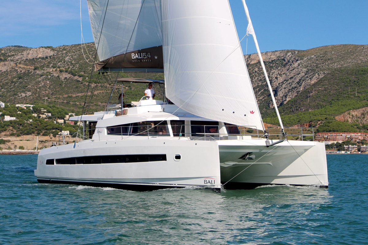 Photo #1 - Bali 5.4 - 5 + 2 cab (Joža) en Trogir - 43722