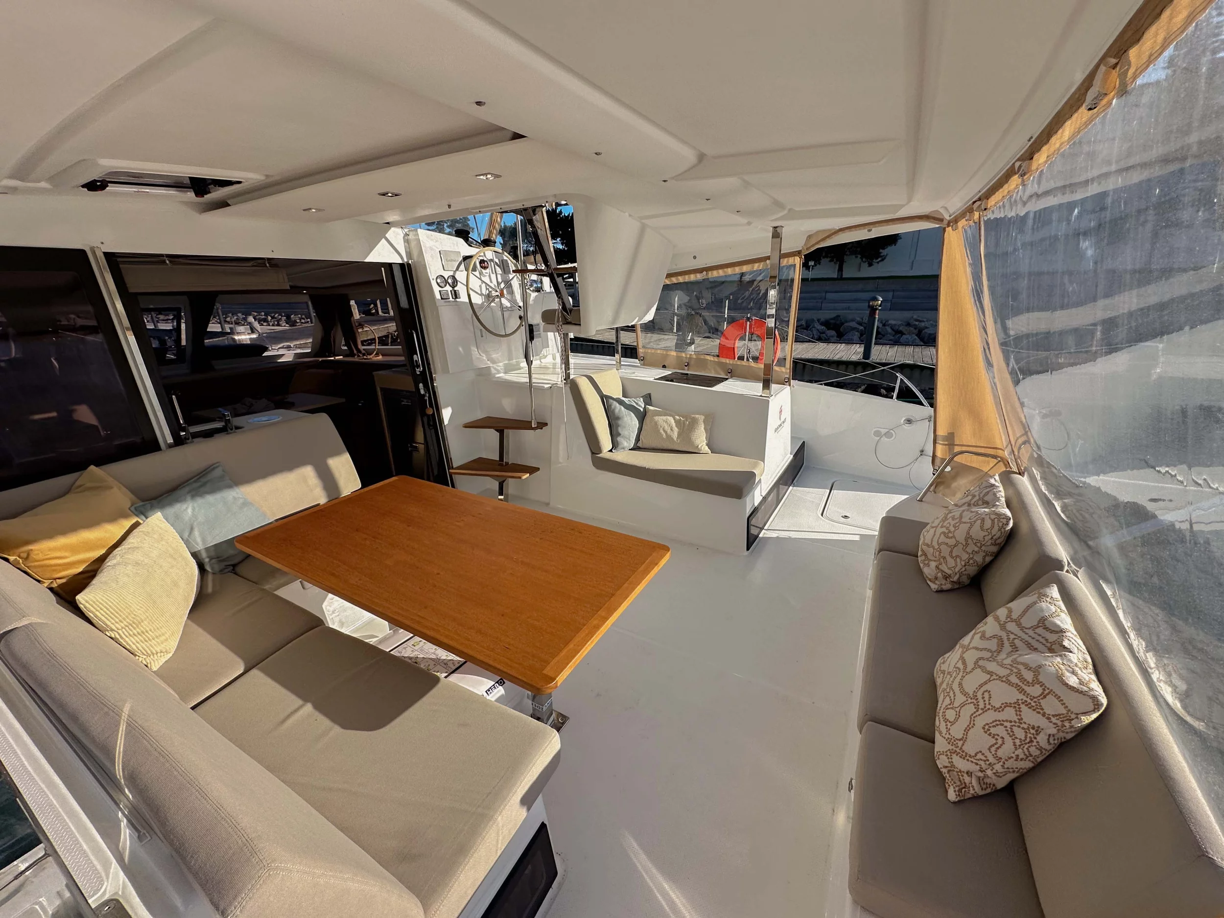 Fountaine Pajot Isla 40 - 4 cab. (One of Us)  - 14
