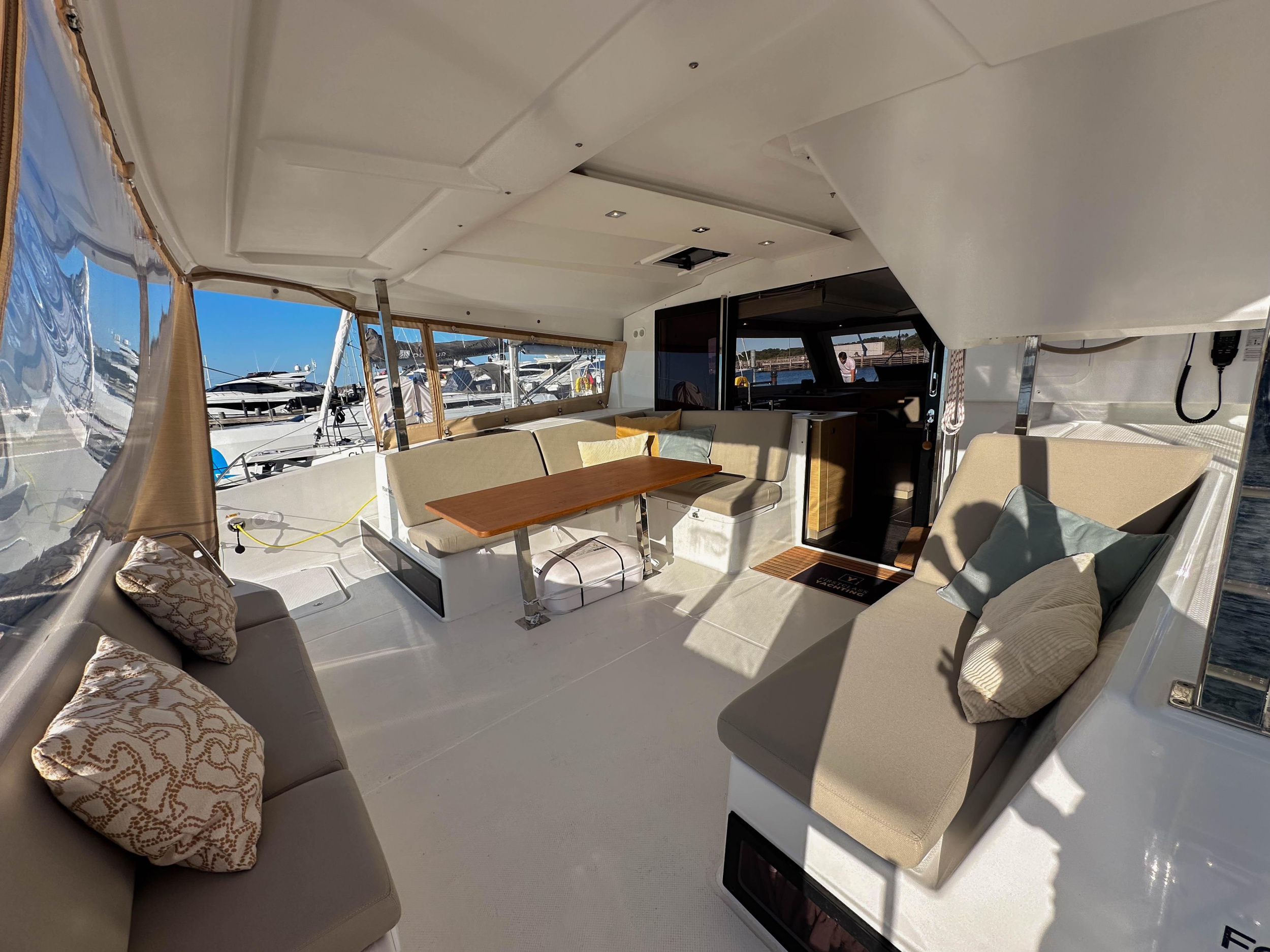 Photo #14 - Fountaine Pajot Isla 40 - 4 cab. (One of Us) en Rostock - 43728