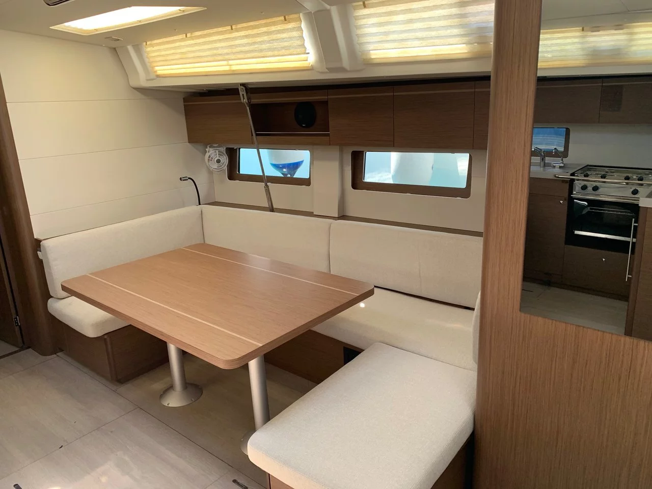 Oceanis 51.1 - 5 + 1 cab. (Elise)  - 18