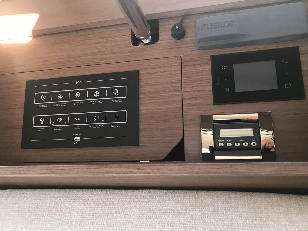 Oceanis 51.1 - 5 + 1 cab. (Elise)  - 28