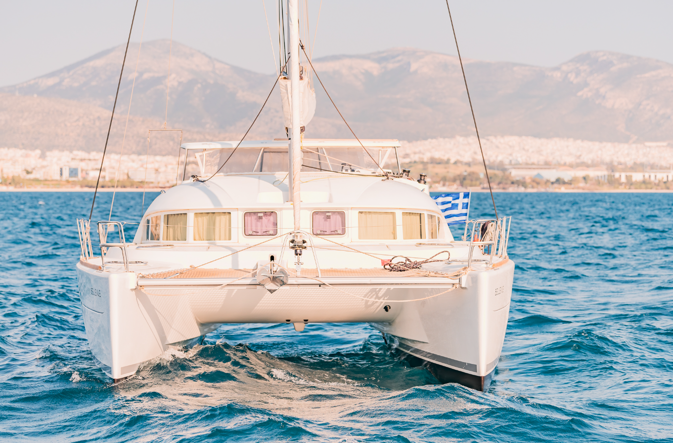 Photo #3 - Lagoon 380 S2 - 4 + 2 cab. (Bellevue) en Athènes - 43748