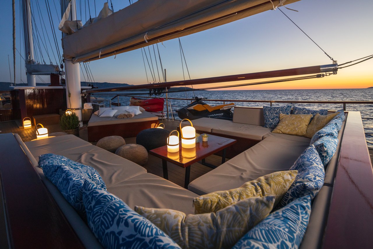 Photo #17 - M/S Romanca (Romanca) in Split - 61226
