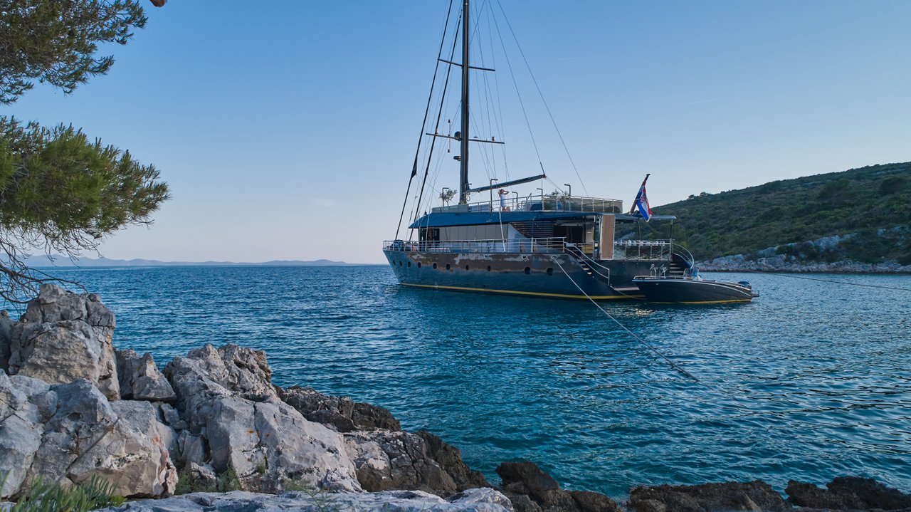 Photo #38 - M/S Rara Avis (Rara Avis) in Split - 61234