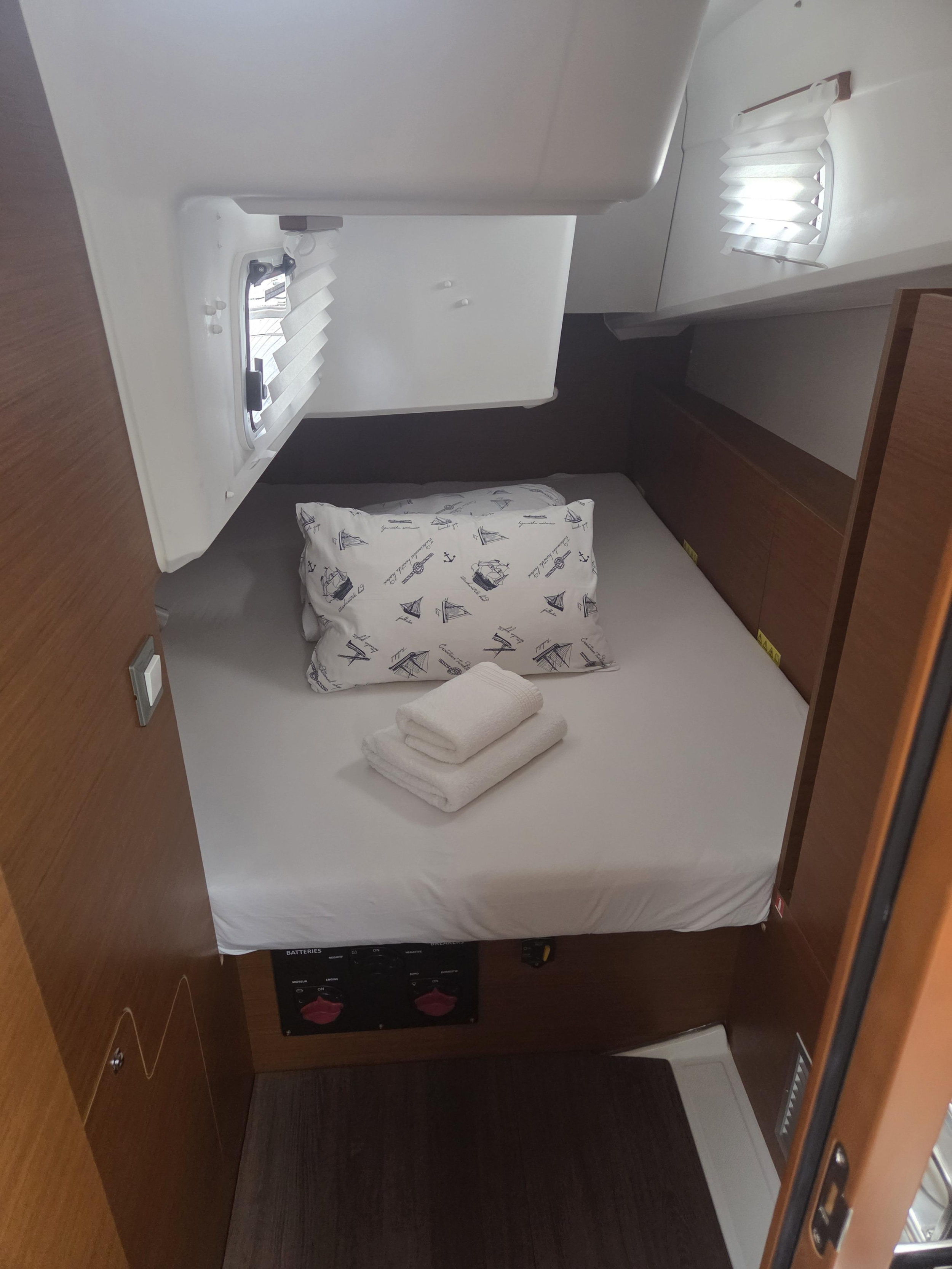 Photo #10 - Sun Odyssey 380 (Kavinton) in Pirovac - 61057
