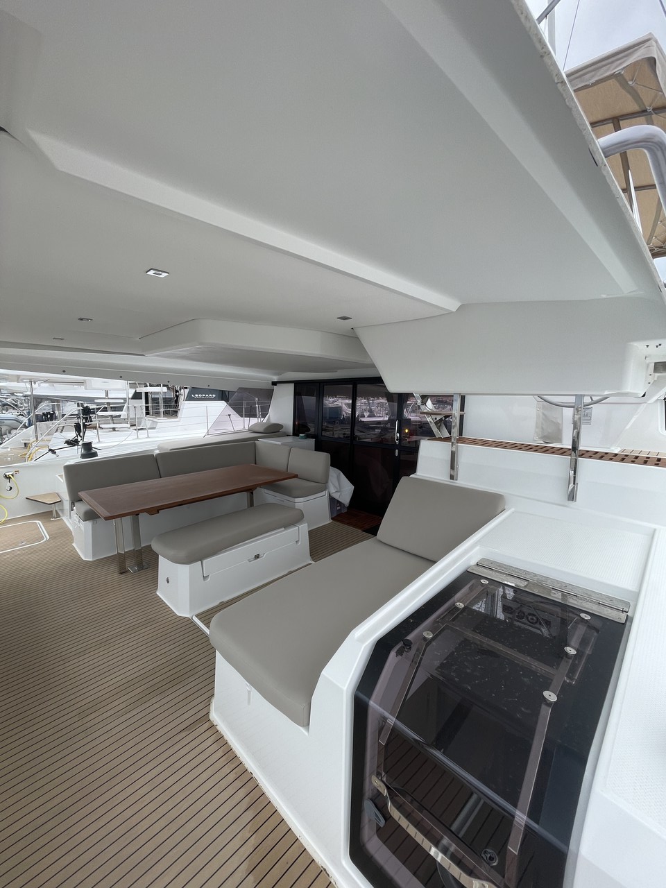 Photo #9 - Fountaine Pajot Aura 51 - 5 + 1 cab. (Panthours) en Saint Raphael - 61039