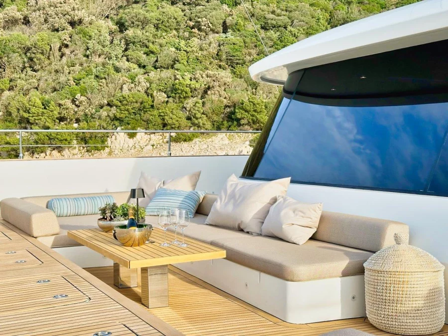 Sunreef 80 (Honeybird)  - 2
