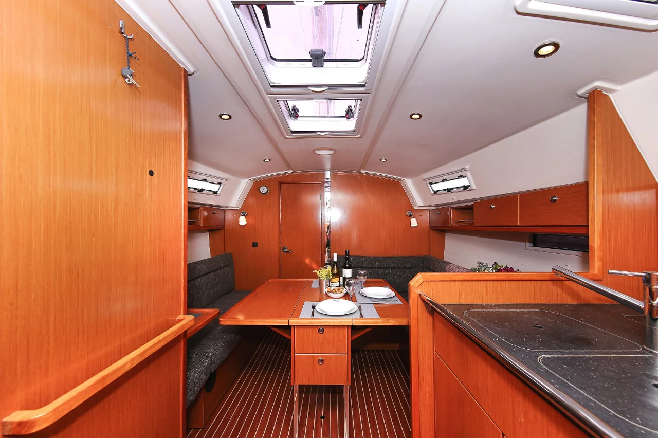 Bavaria Cruiser 36 (Wilma)  - 11