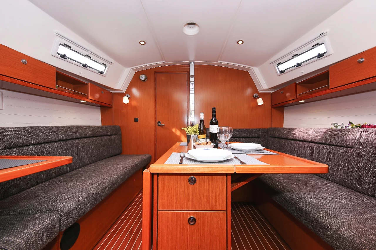 Bavaria Cruiser 36 (Wilma)  - 12
