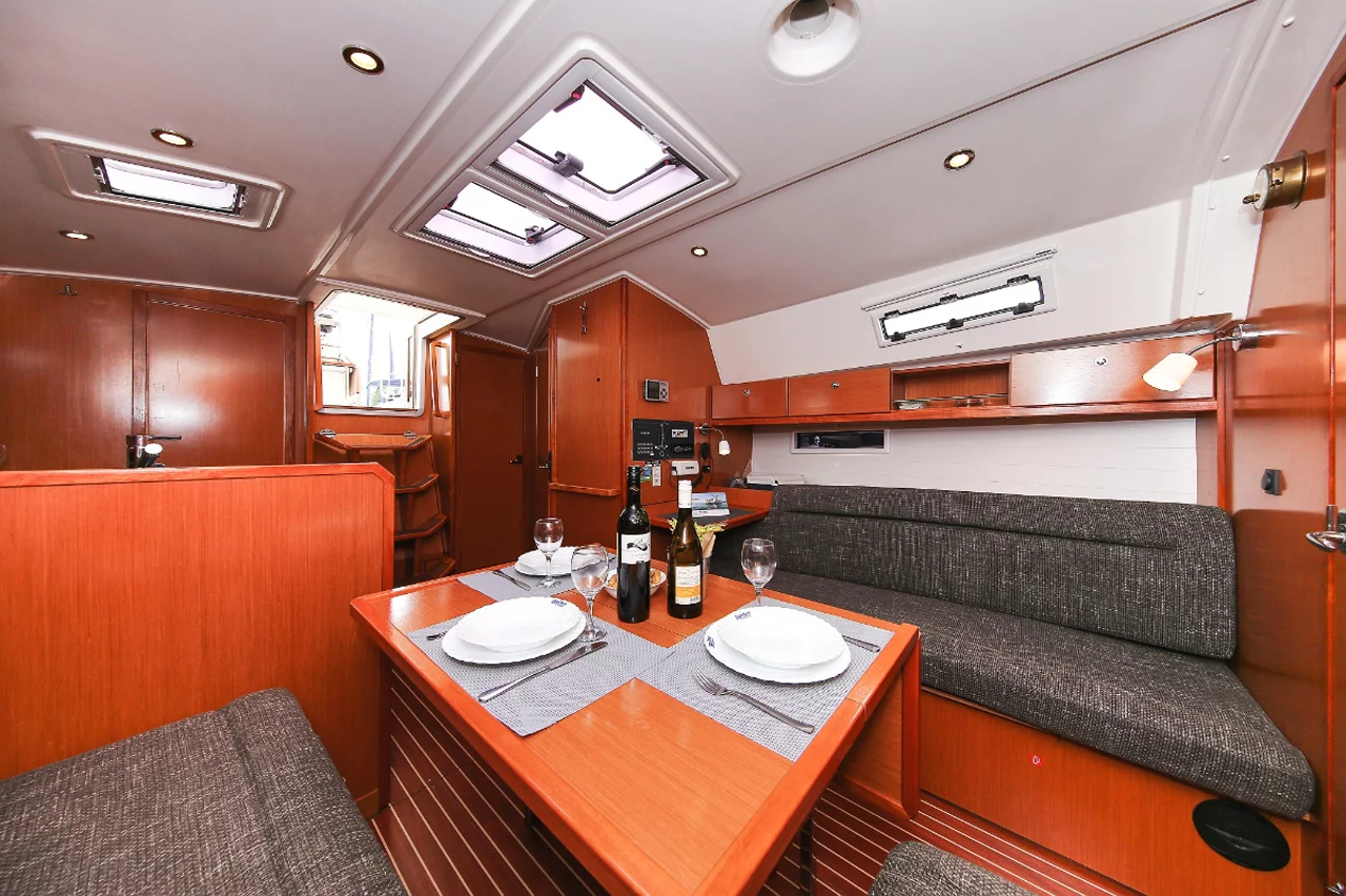 Bavaria Cruiser 36 (Wilma)  - 15