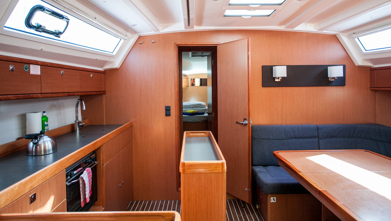 Photo #6 - Bavaria Cruiser 46 - 4 cab. (Easy Point) en Trogir - 43807