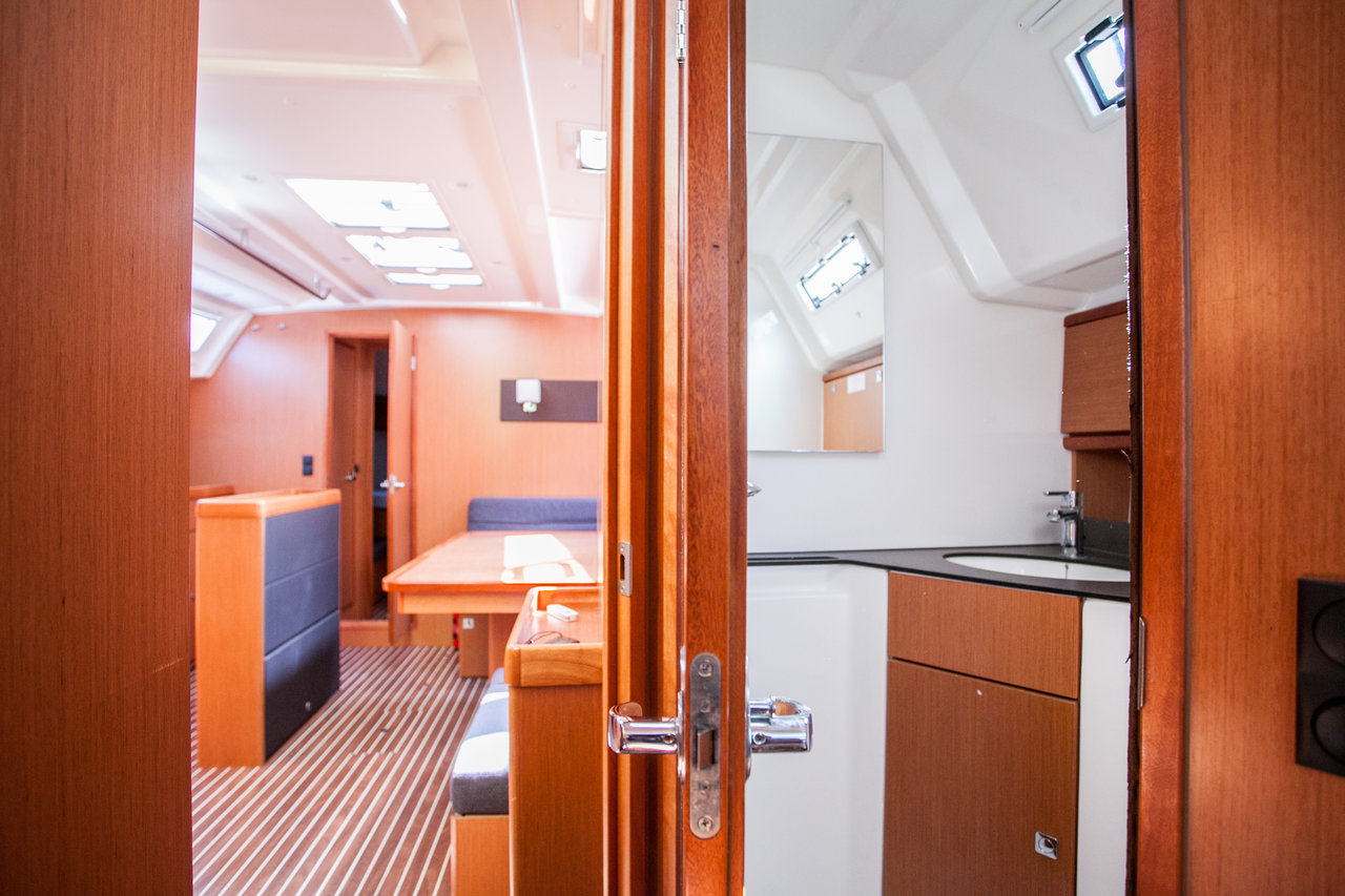 Photo #12 - Bavaria Cruiser 46 - 4 cab. (Easy Point) en Trogir - 43807