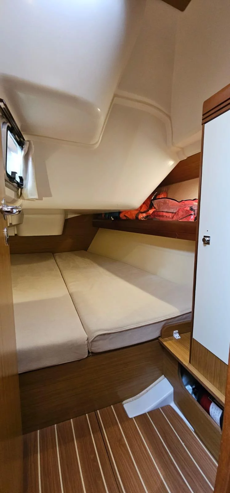 Sun Odyssey 36i (Rock N Roll)  - 16