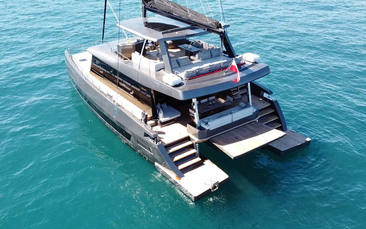 Moon 60 sail (Full Moon)  - 31