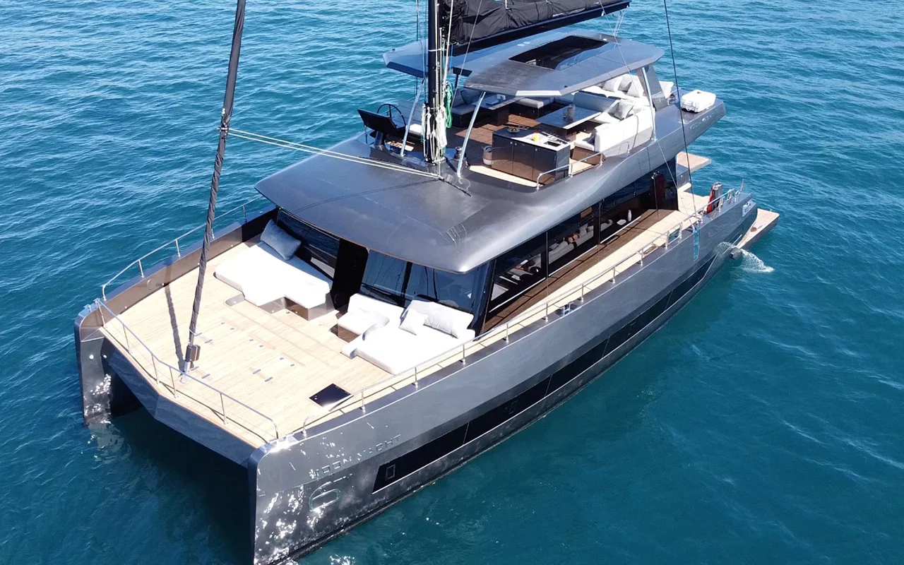 Moon 60 sail (Full Moon)  - 1