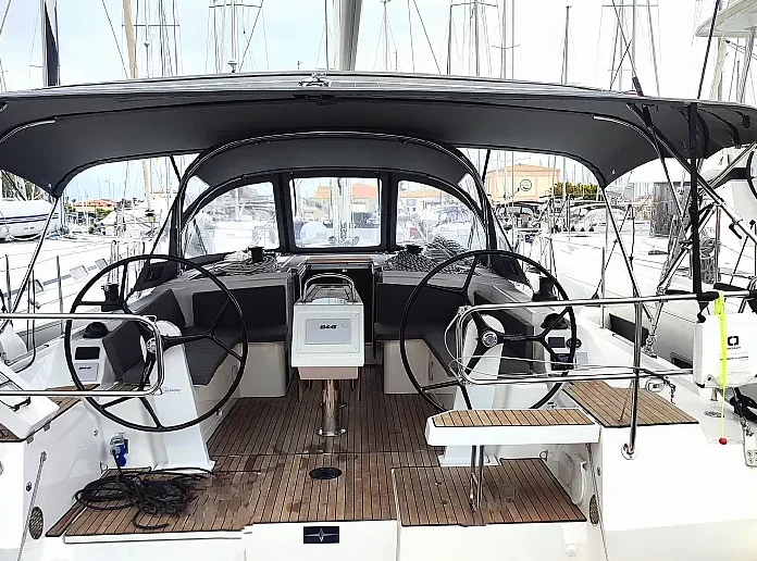 Bavaria C42 (Aqua)  - 0