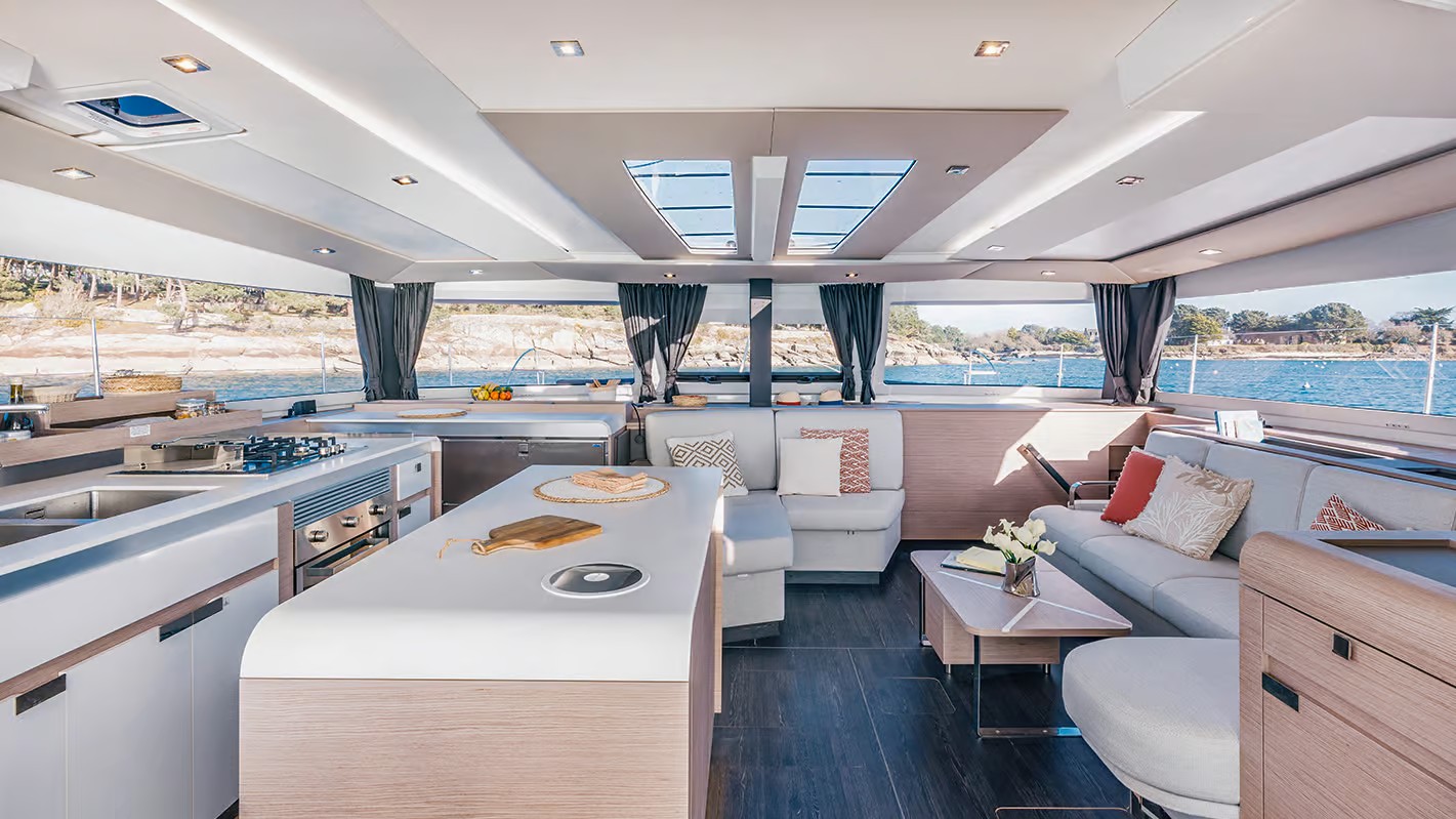 Photo #9 - Fountaine Pajot Aura 51 (Mer Sea) in St. Thomas - 61207