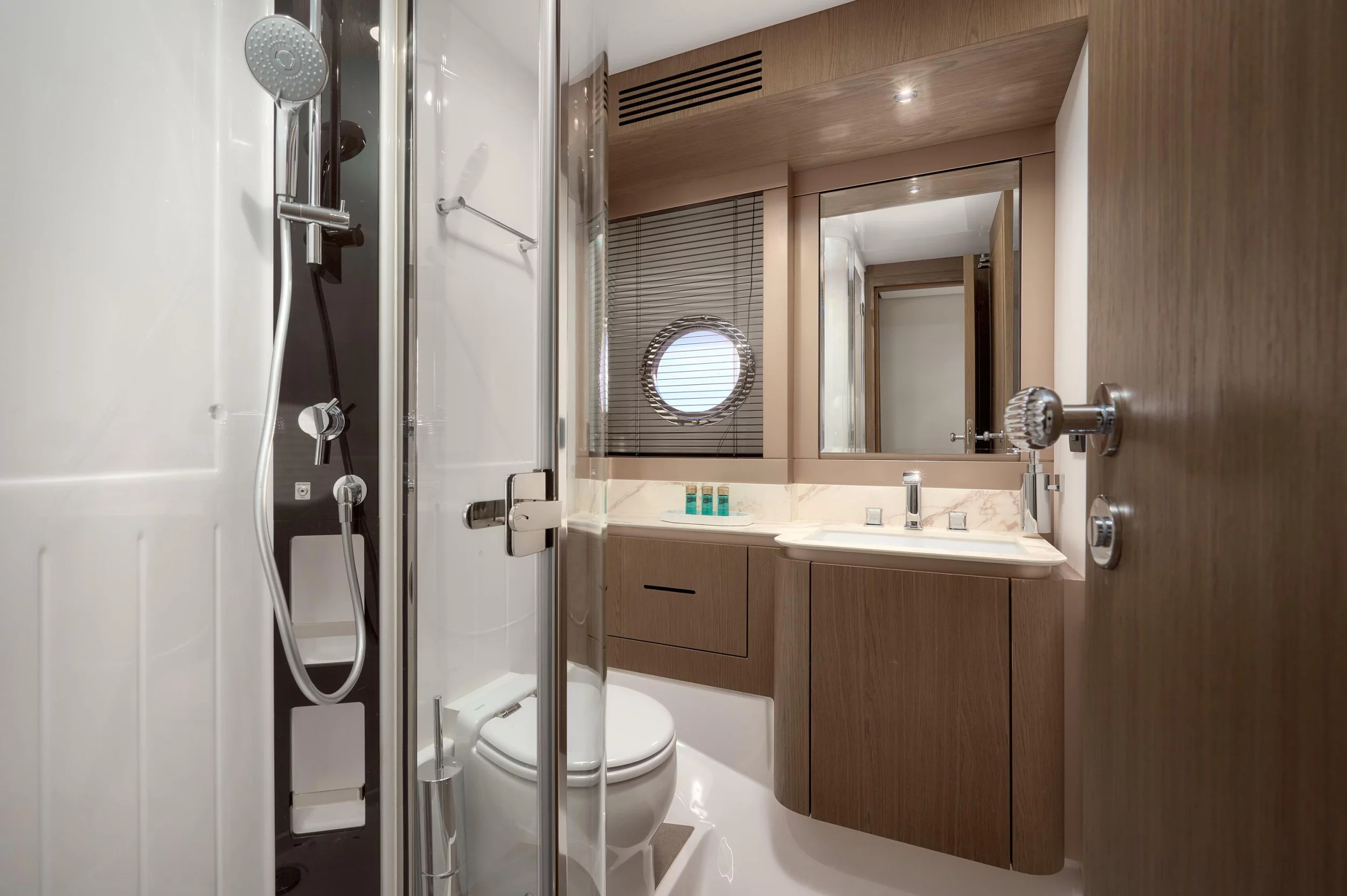 Azimut Magellano 66 (Ava 2)  - 15
