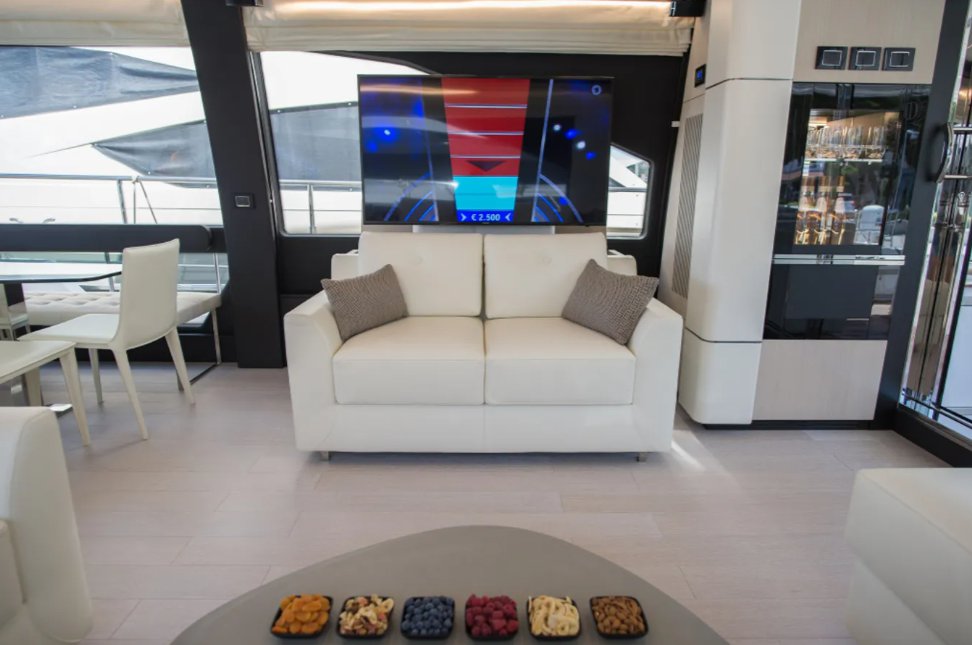 Photo #7 - Azimut 72 Fly (Alyss) in Trogir - 61217