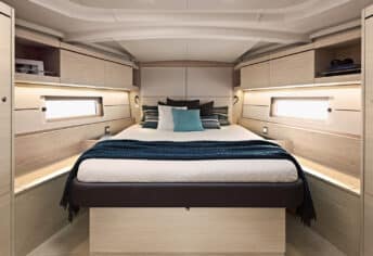Photo #9 - Oceanis 46.1 - 3 cab. (Family Spirit) in Tolone - 61402