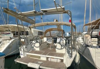 Photo #4 - Dufour 382 GL (Ithaque) in Toulon - 61404