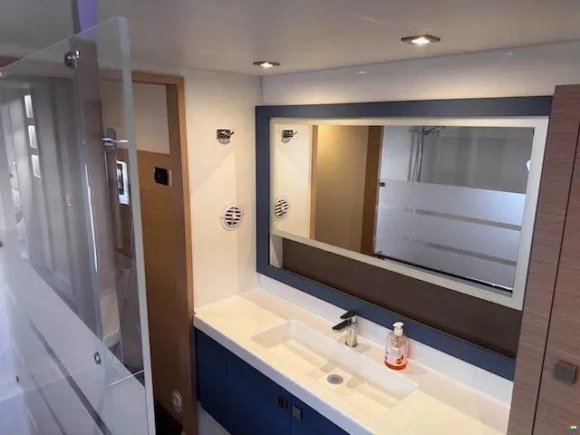 Fountaine Pajot Astrea 42 Maestro (Kahuna)  - 15