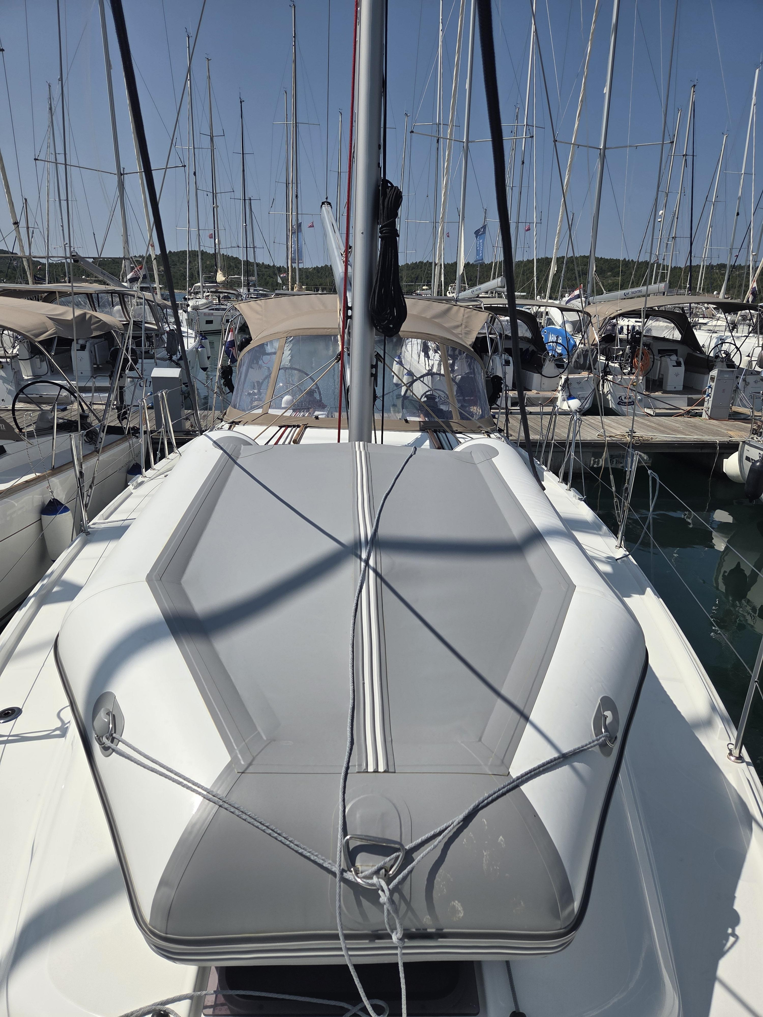 Photo #6 - Sun Odyssey 380 (Ancsika) in Pirovac - 61272