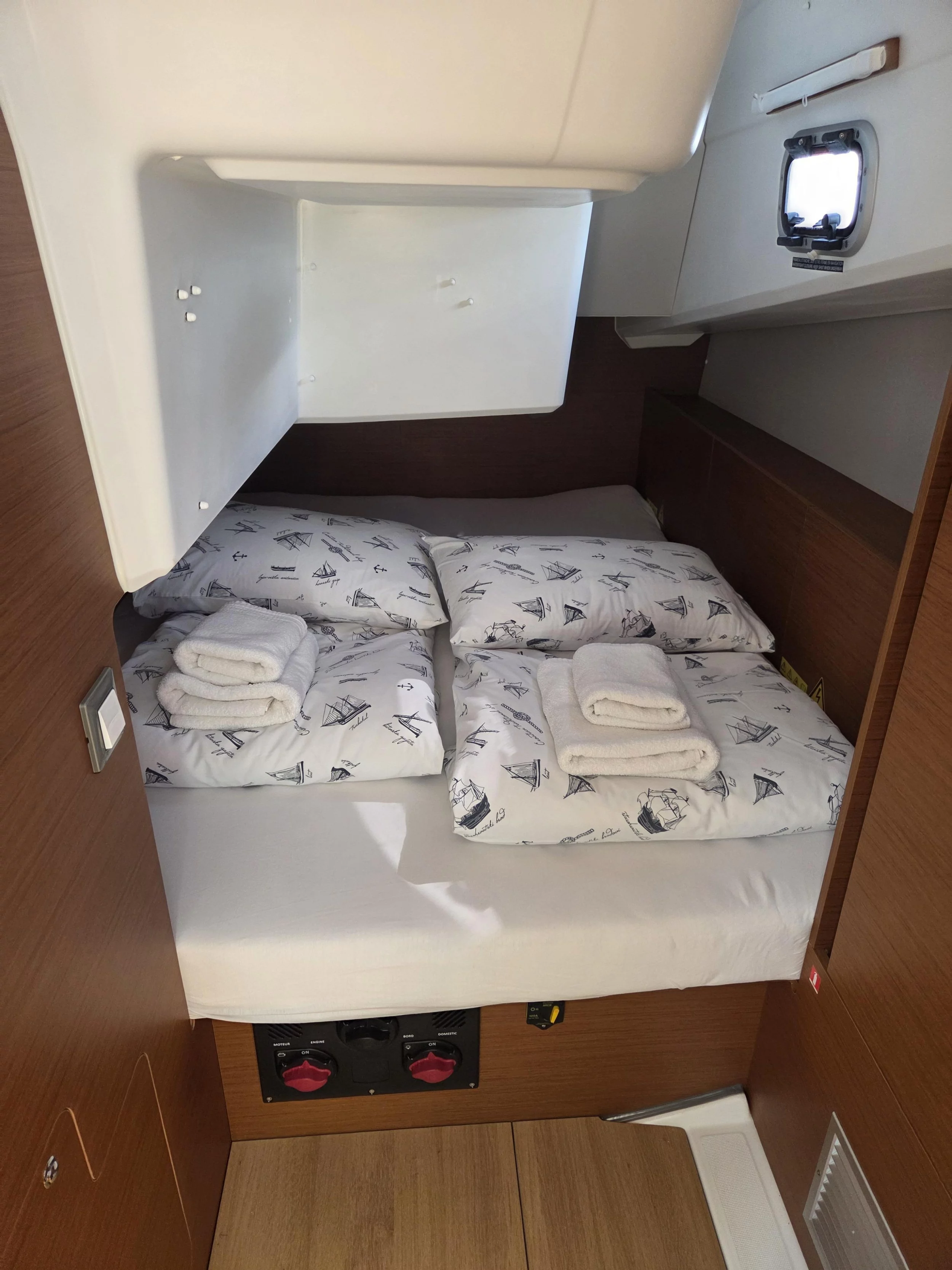 Sun Odyssey 380 (Ancsika)  - 10