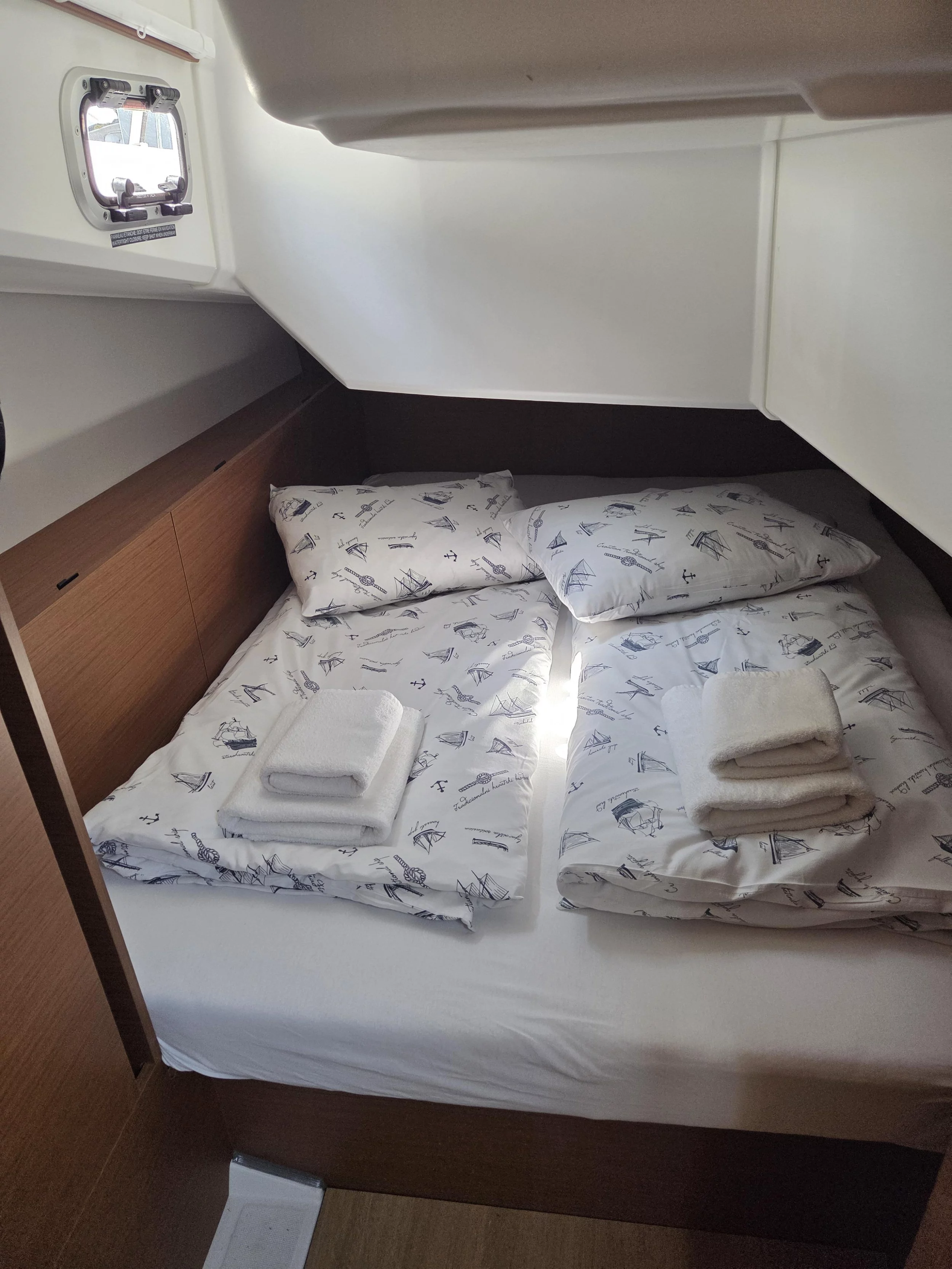 Sun Odyssey 380 (Ancsika)  - 11