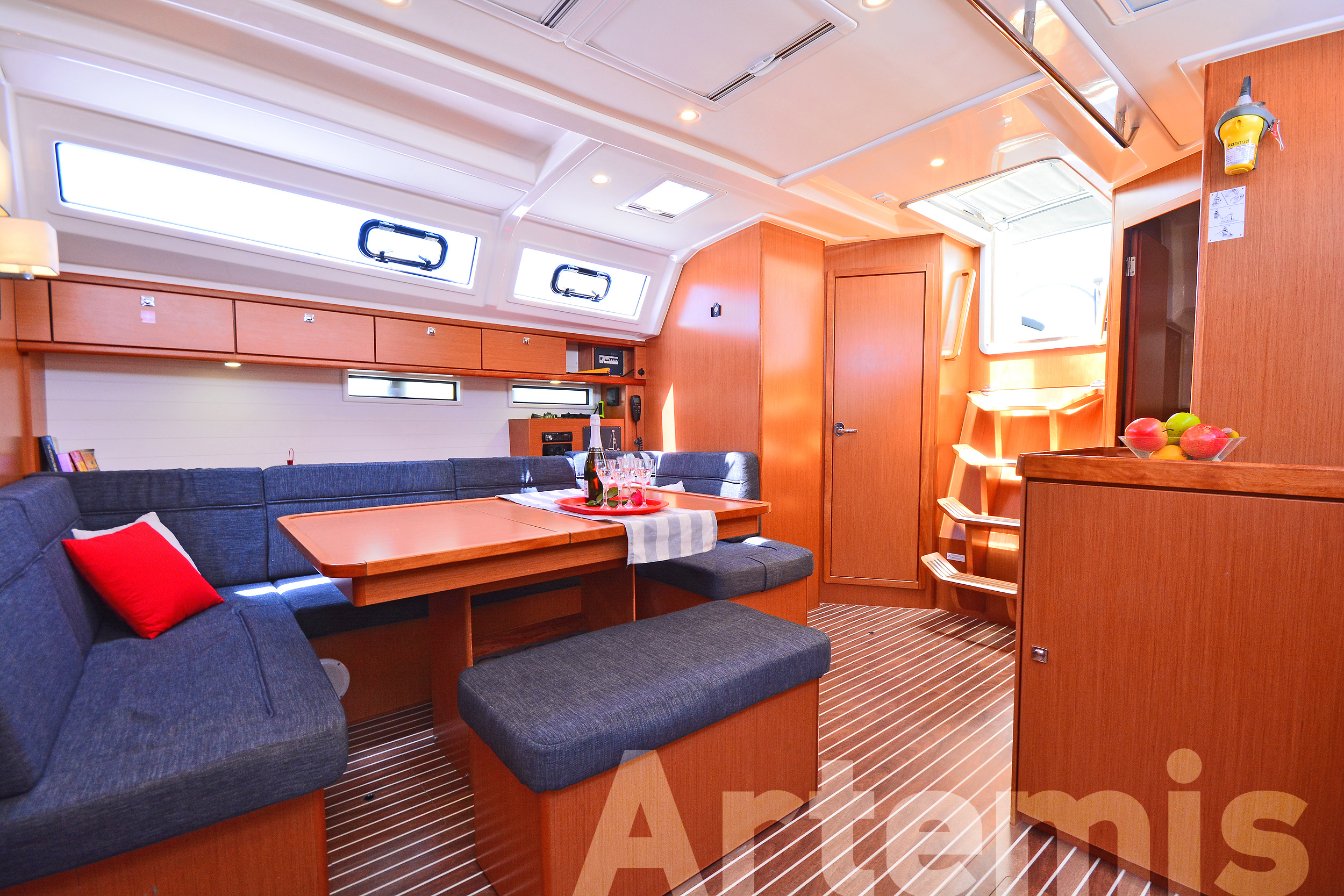 Photo #17 - Bavaria Cruiser 46 - 4 cab. (Artemis) in Athen - 43872