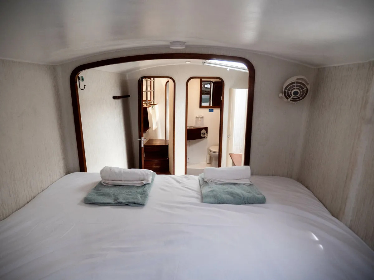 Photo #14 - Sea-Tribe DH550 (Valerie) in Mahe - 61292