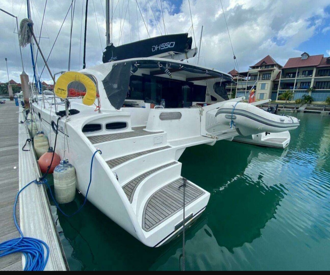 Photo #20 - Sea-Tribe DH550 (Valerie) in Mahe - 61292