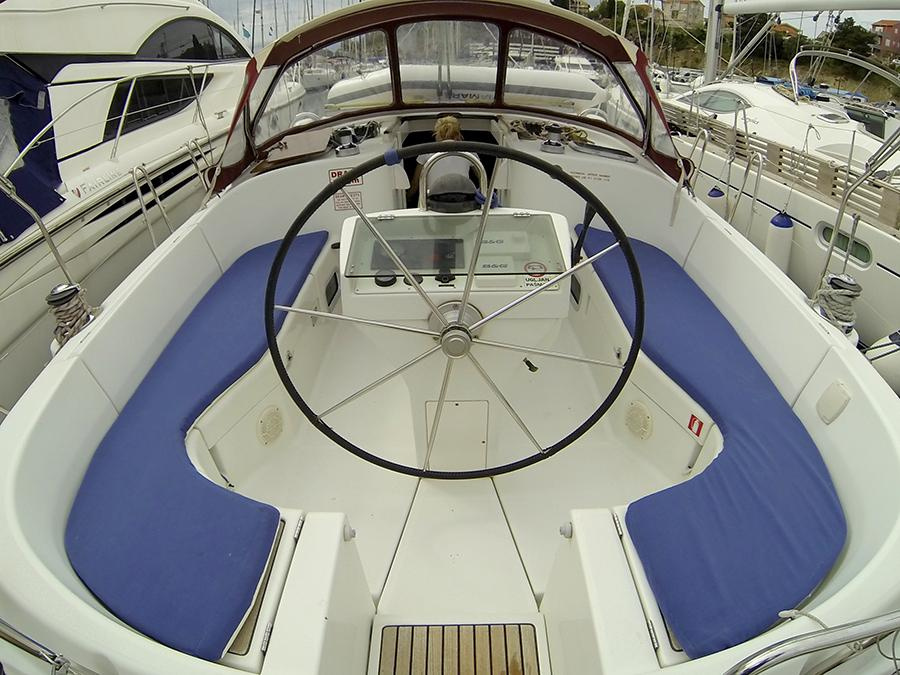 Photo #15 - Oceanis Clipper 411 - 4 cab. (Ana Marija) in Sibenik - 43841