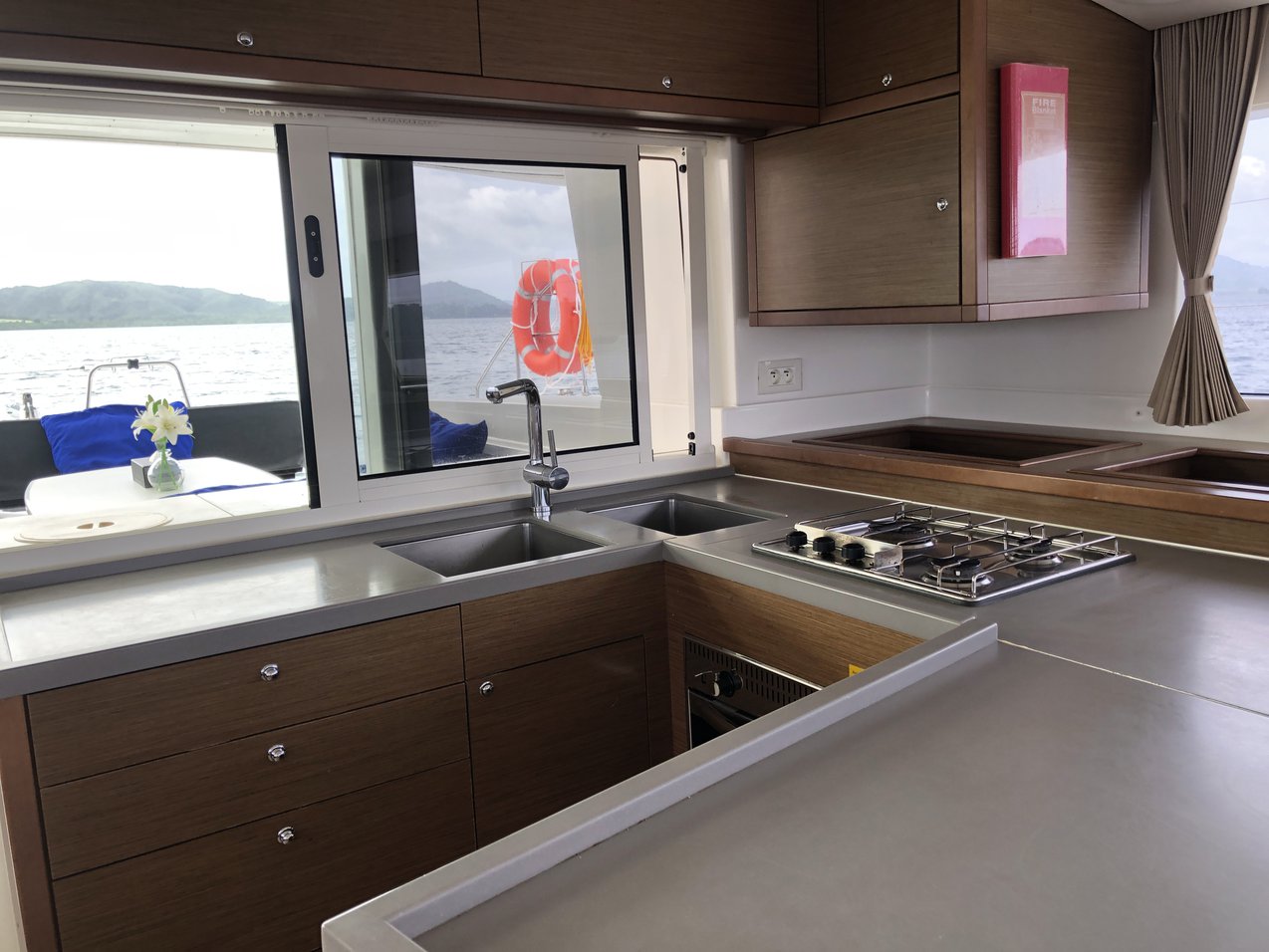 Photo #13 - Lagoon 450 S - 4 + 2 cab. (Myemocean) in Phuket - 61353