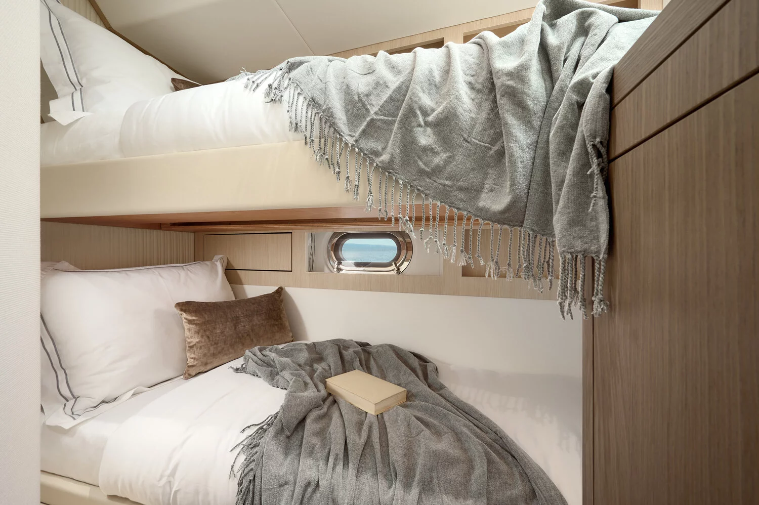 Azimut Magellano 66 (Princess M)  - 23
