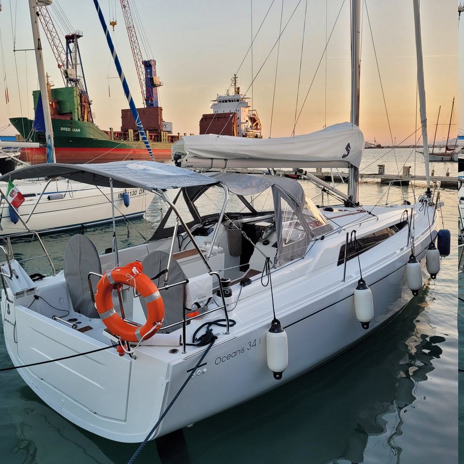 Photo #5 - Oceanis 34.1 - 3 cab. (Trapani Vela Club) in Trapani - 61418
