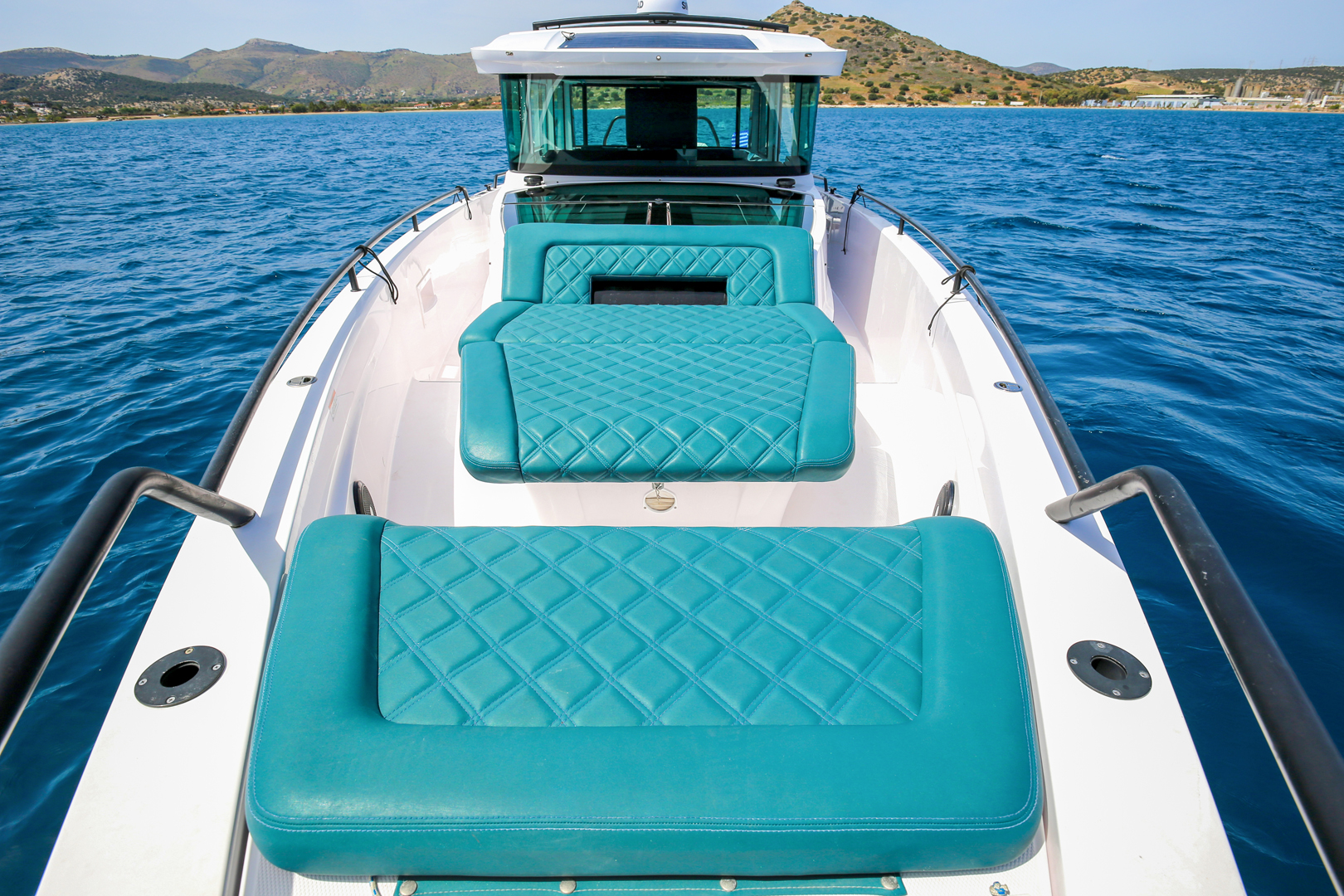 Photo #8 - Axopar 37 XC Cross Cabin (Dionne) in Lavrion - 61479