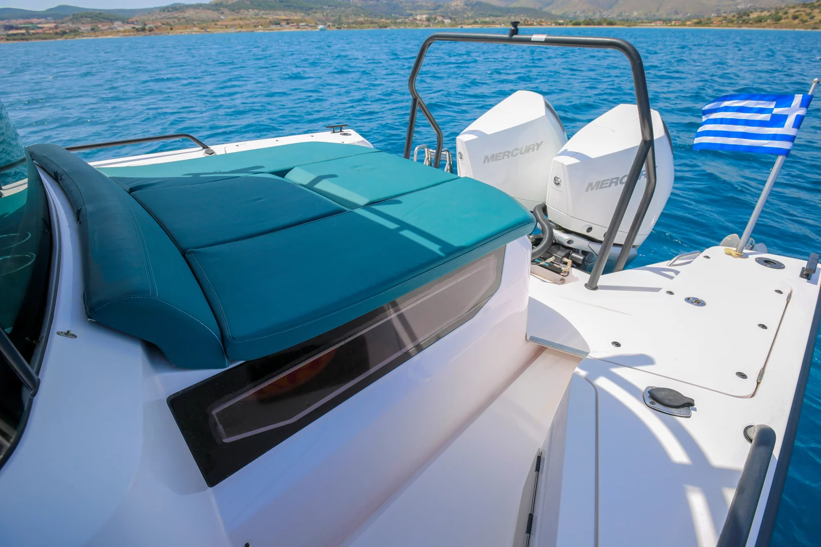 Axopar 37 XC Cross Cabin (Dionne)  - 10
