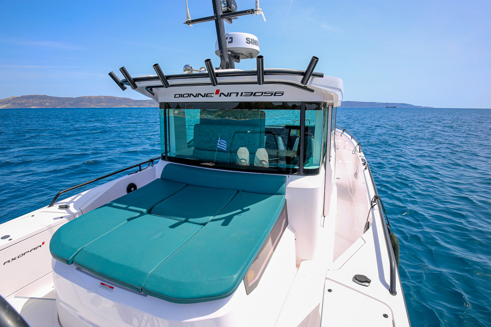 Photo #12 - Axopar 37 XC Cross Cabin (Dionne) in Lavrion - 61479