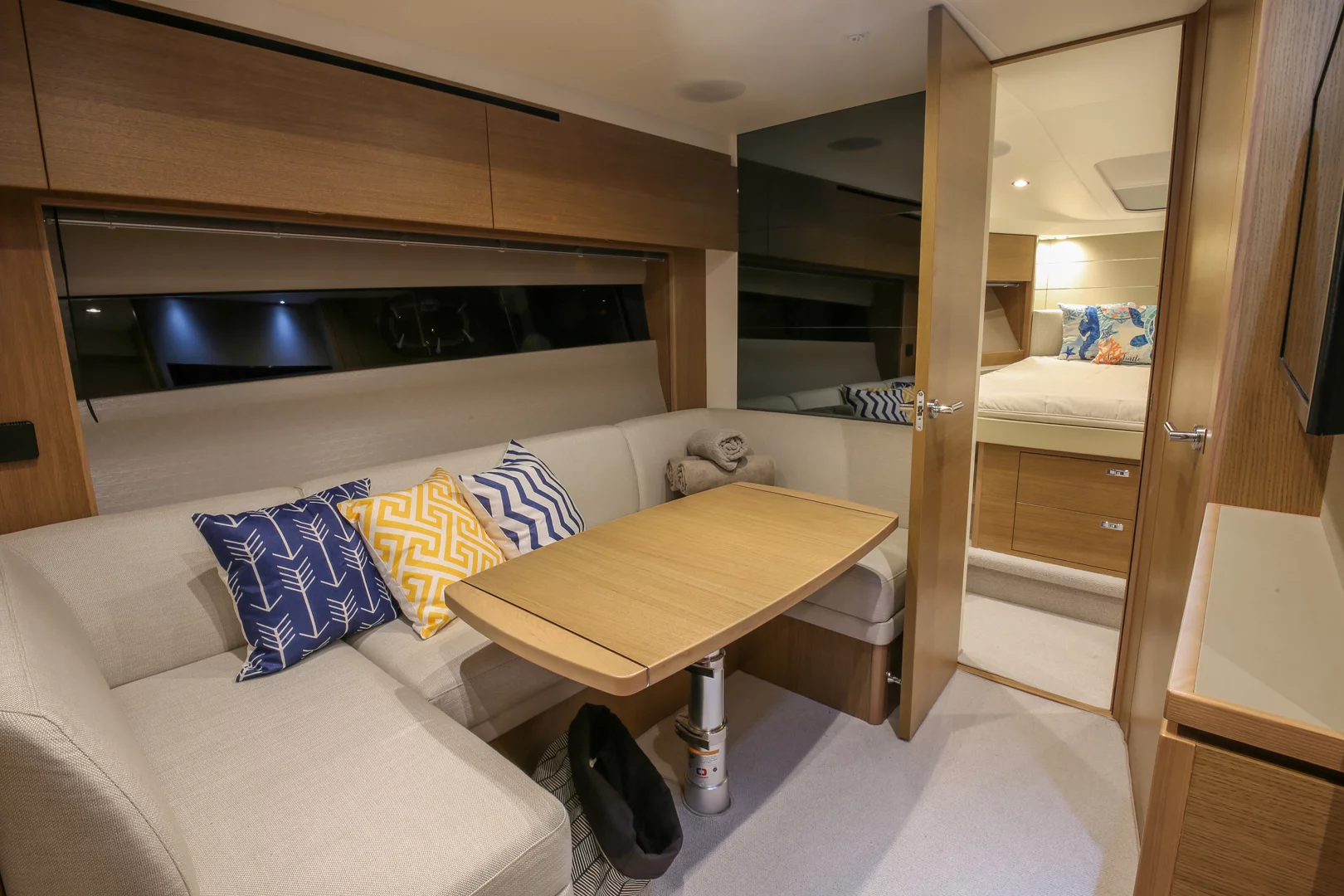 Princess V40 (Ima)  - 20