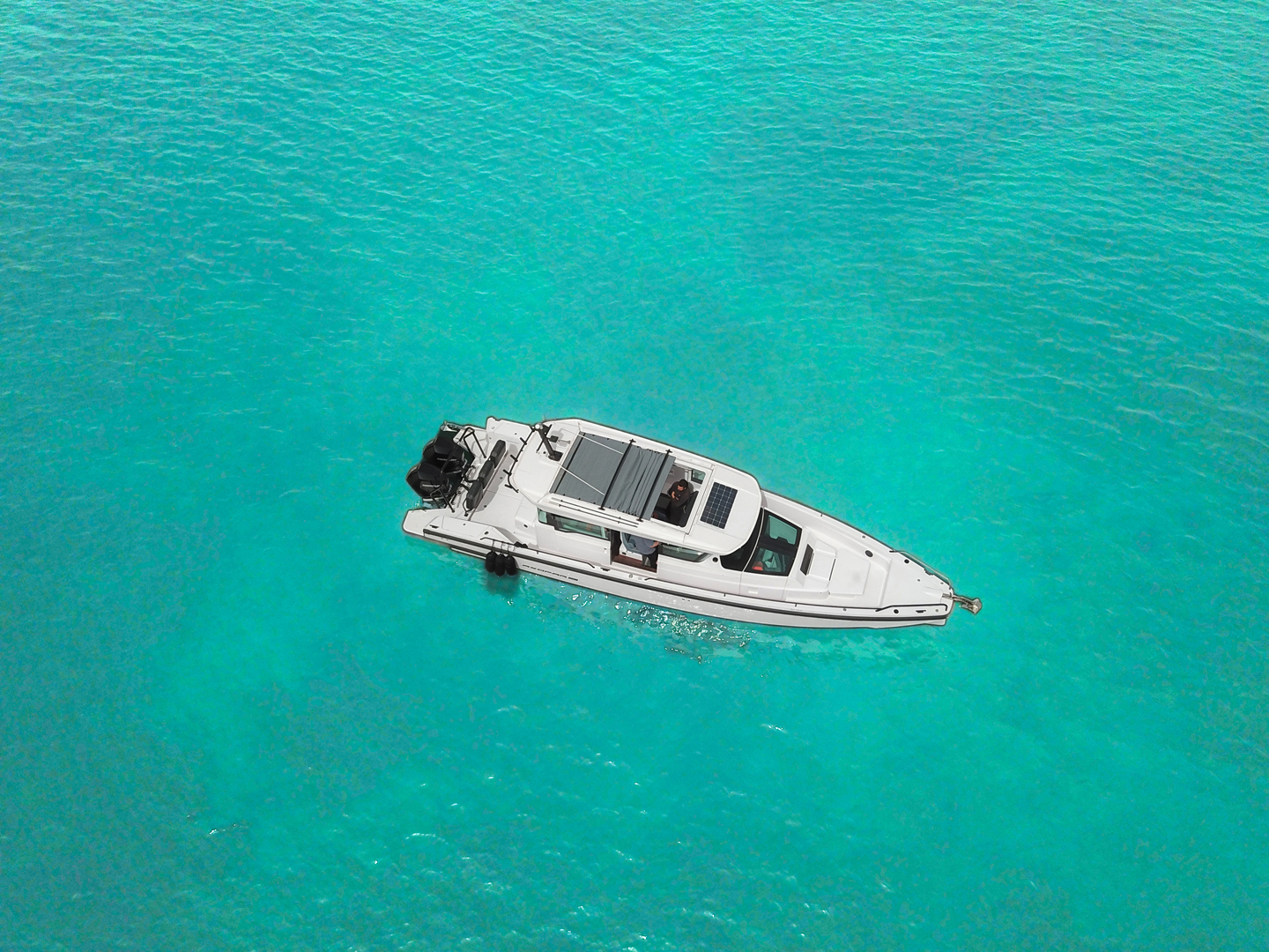 Photo #3 - Axopar 37 XC Cross Cabin (Popeye) in Anavyssos - 61483
