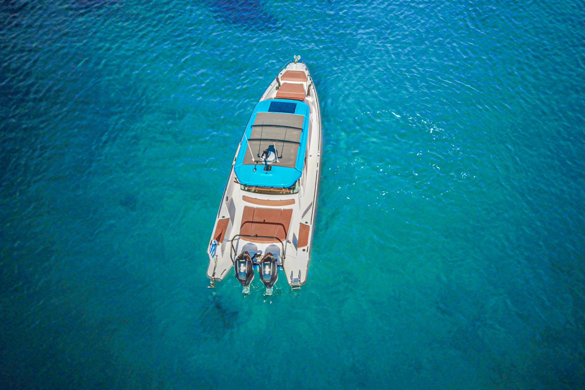 Photo #3 - Axopar 37 XC Cross Cabin (Kaizen) in Creta - 61486