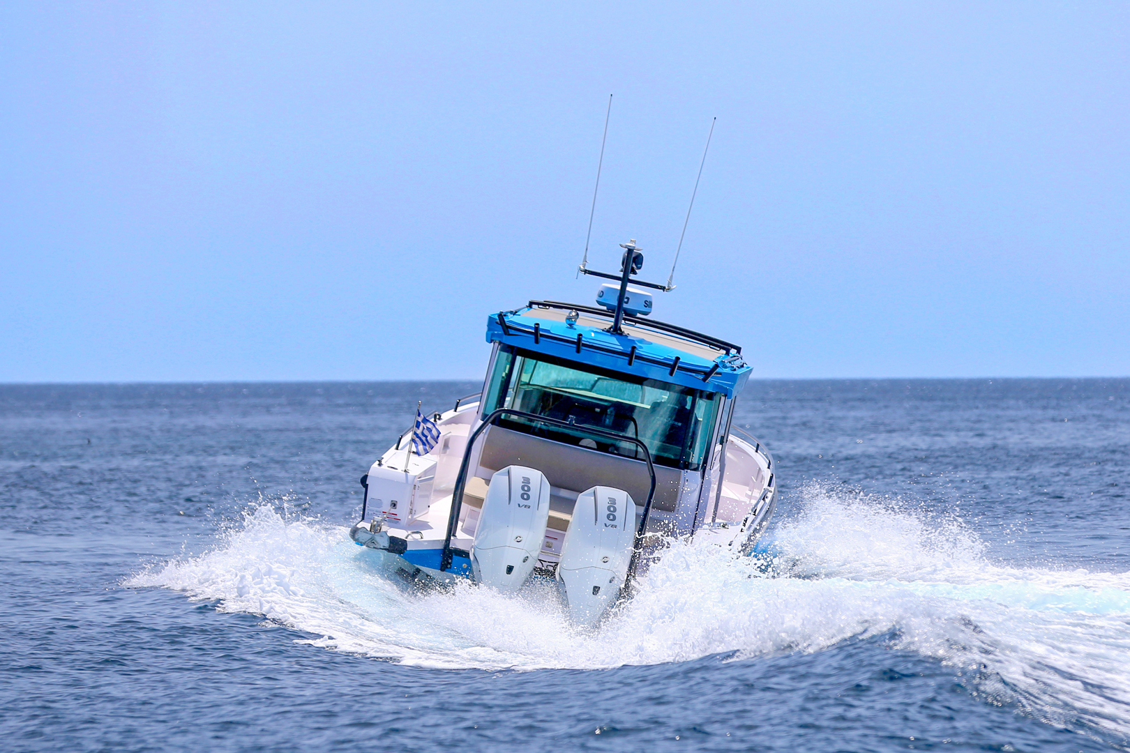 Photo #3 - Axopar 37 XC Cross Cabin (Vida) in Lavrion - 61488