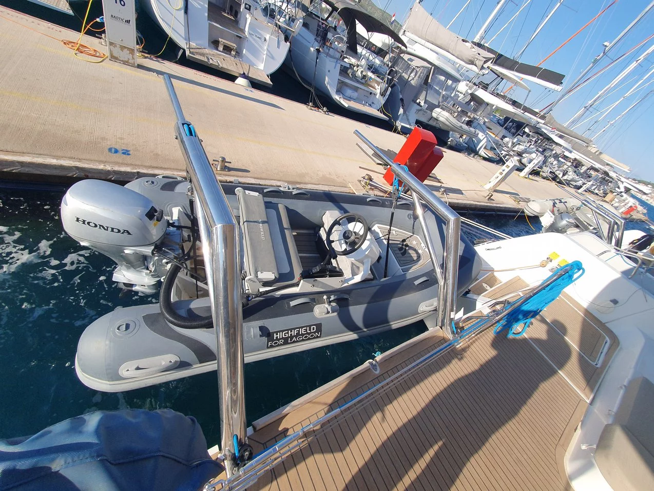Lagoon 52 F - 6 + 2 cab. (Madonna of Adriatic)  - 7